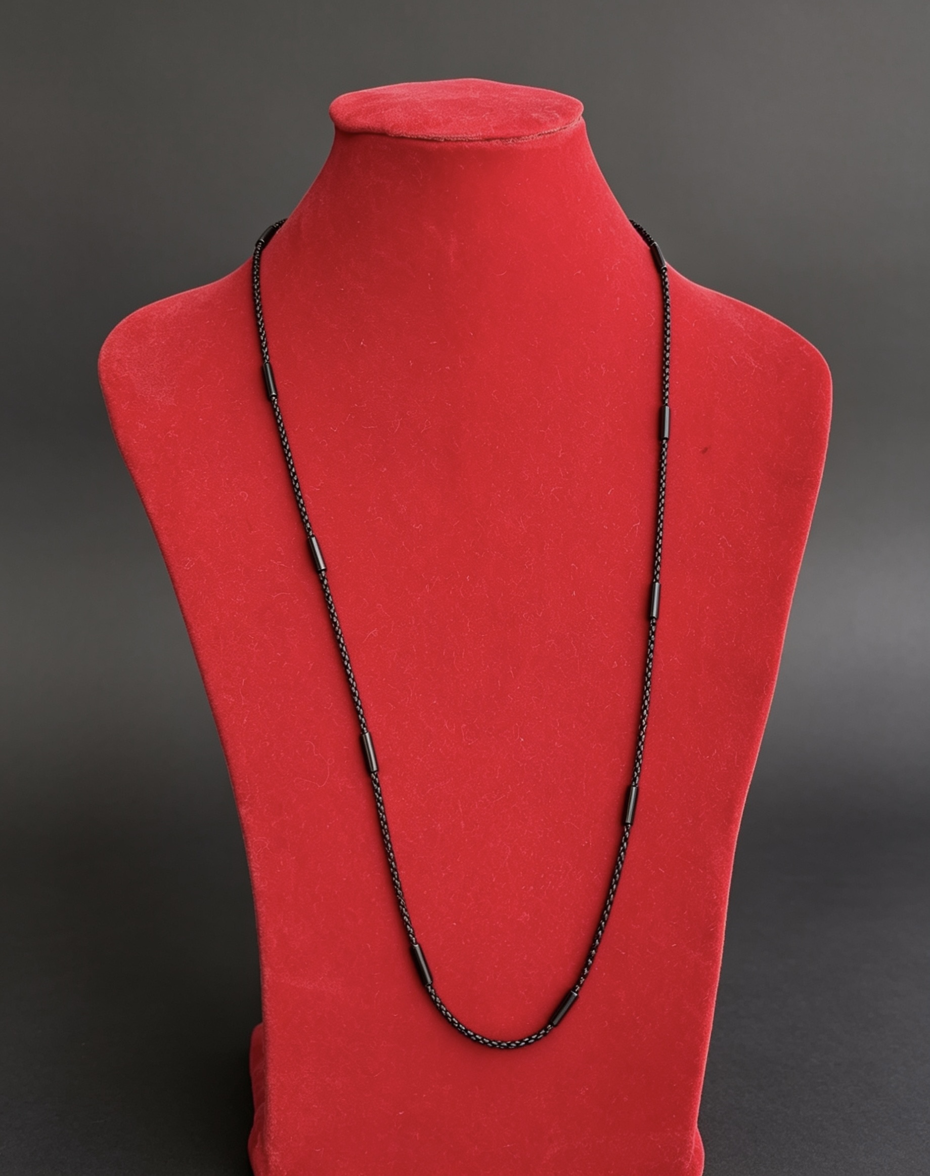 Black station chain necklace