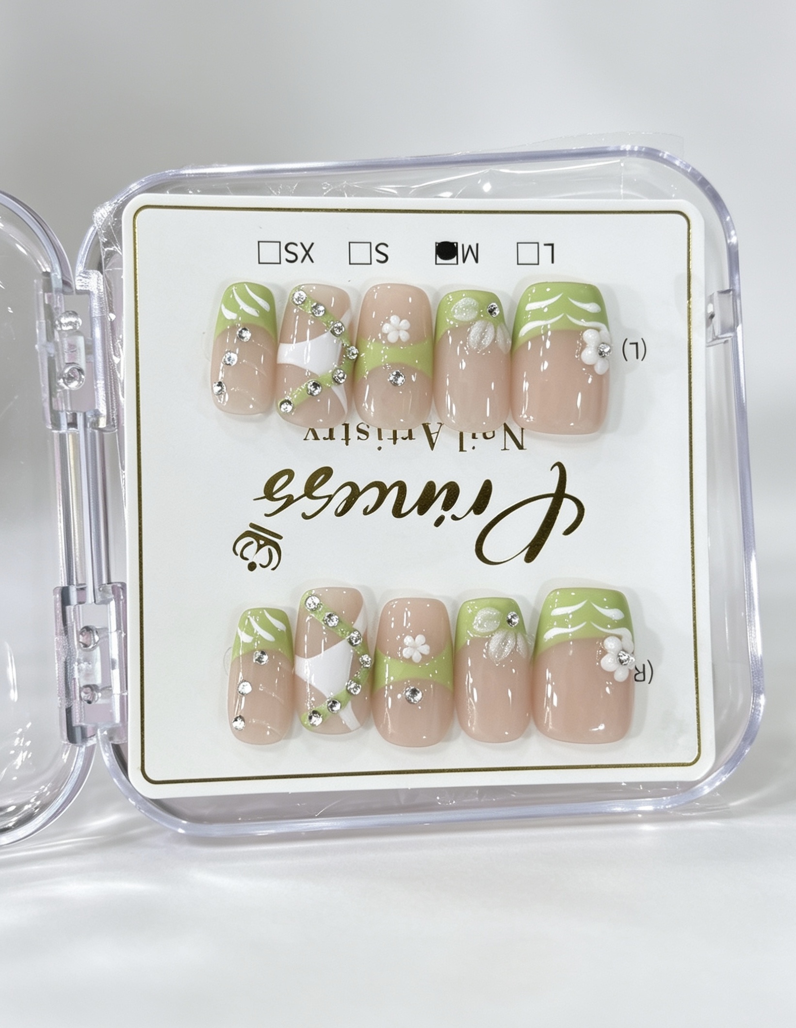 Stick on nails - small detail view 7