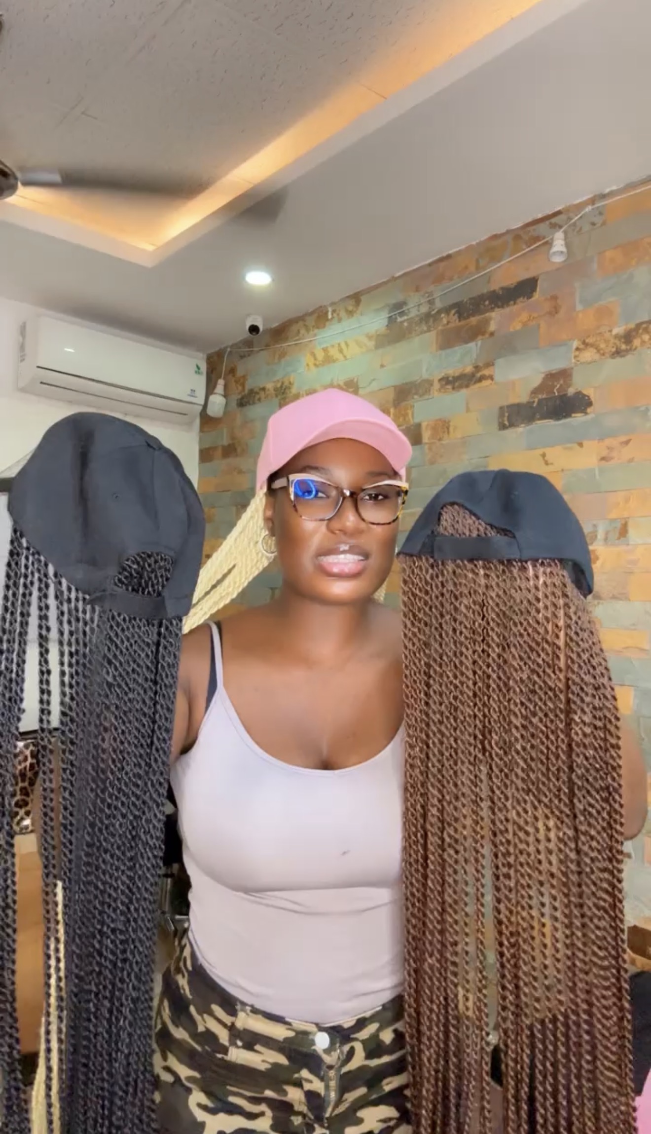 Twist braided cap detail view 5