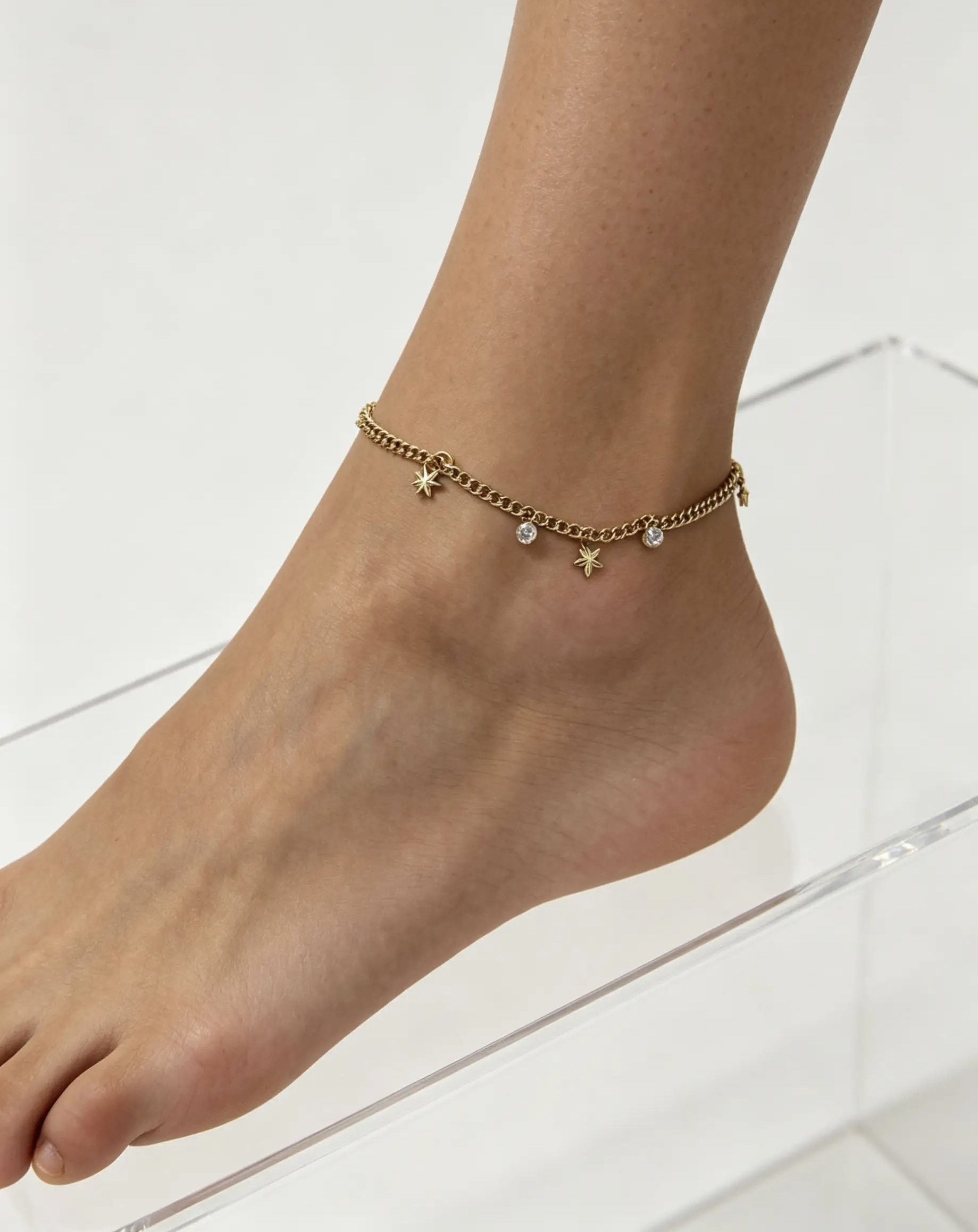 Anklet detail view 3