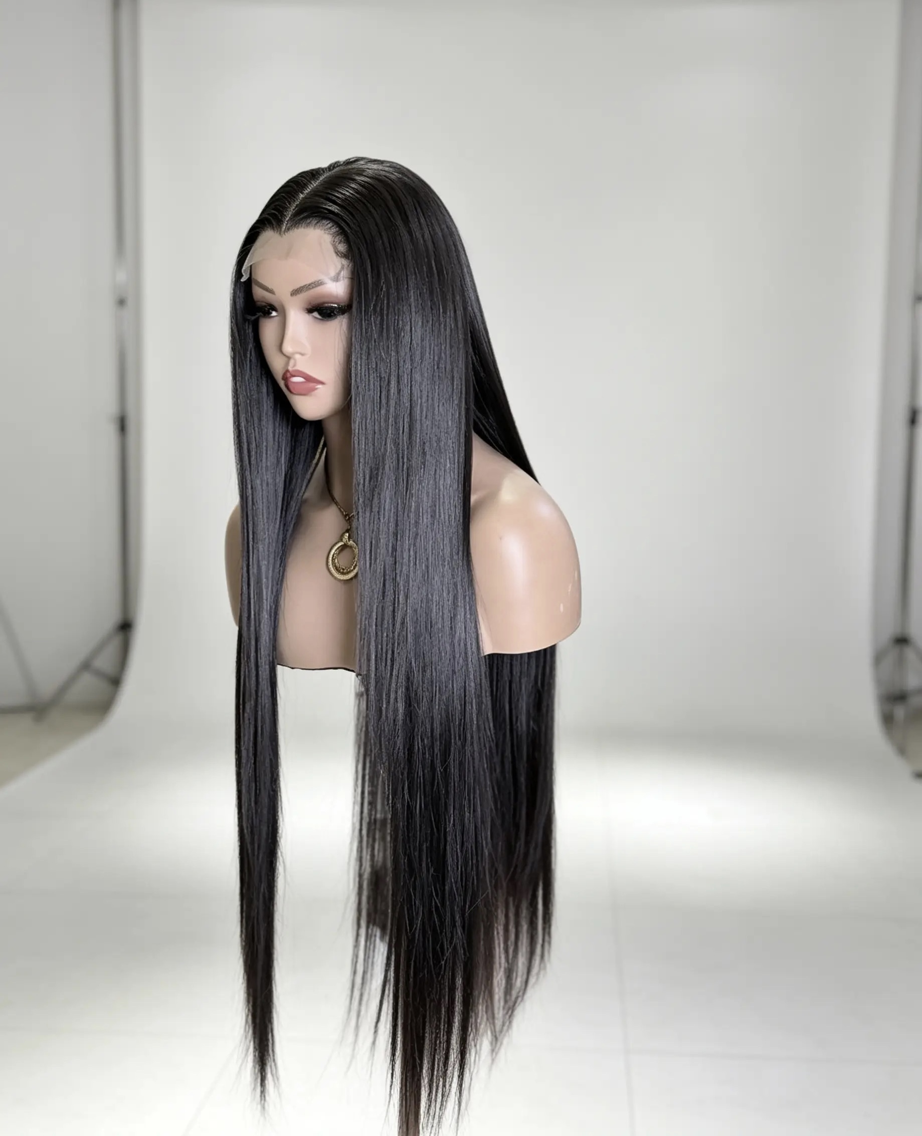 32” straight silky hair