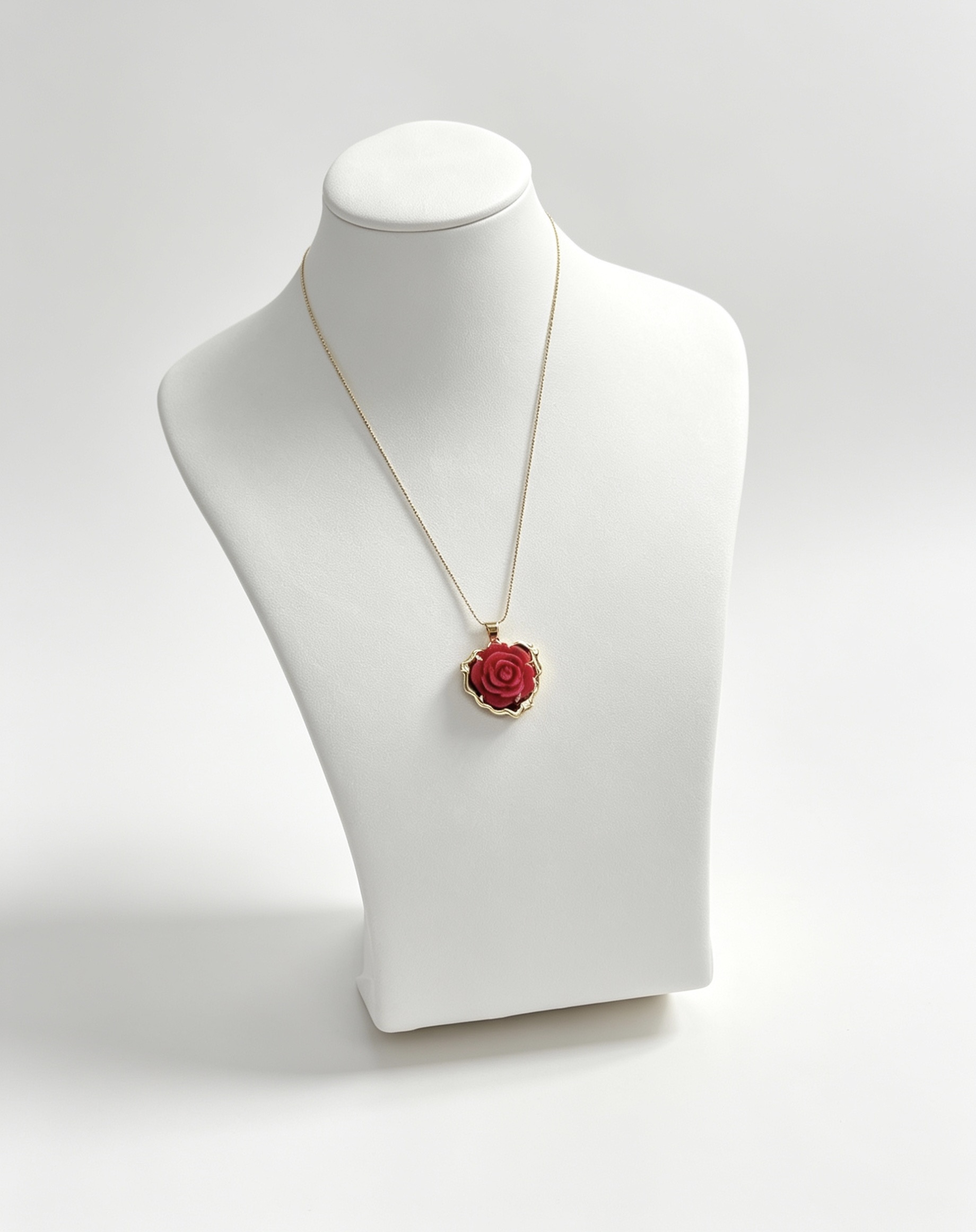 Rose pendant detail view 2